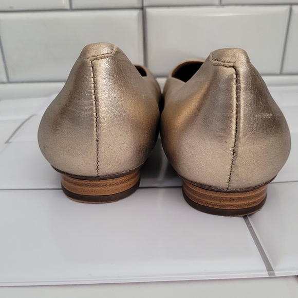 Wirth Ladies Soft Leather Ballet Style Flat Color Metallic Gold Rubber Sole Si - Picture 4 of 9